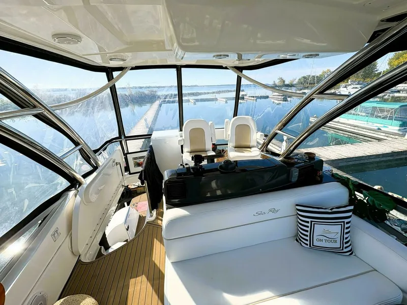 Slide: The Image of 2008 Sea Ray 47 SEDAN BRIDGE 47 - 7832755
