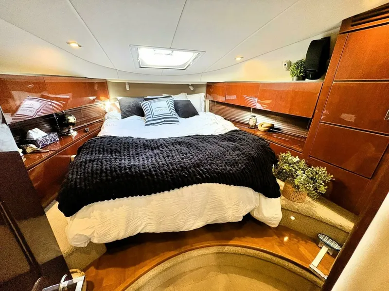 Slide: The Image of 2008 Sea Ray 47 SEDAN BRIDGE 47 - 7832779