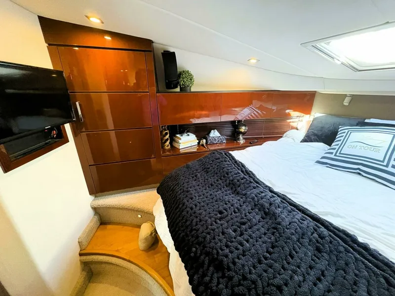 Slide: The Image of 2008 Sea Ray 47 SEDAN BRIDGE 47 - 7832781