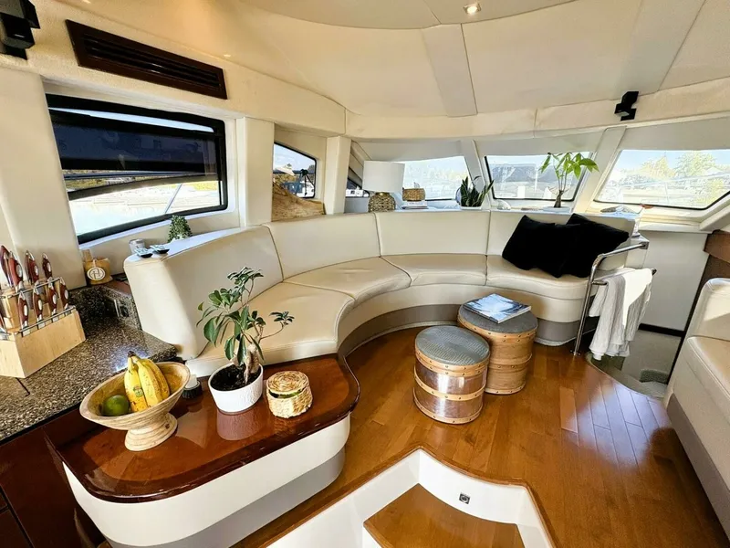 Slide: The Image of 2008 Sea Ray 47 SEDAN BRIDGE 47 - 7832768