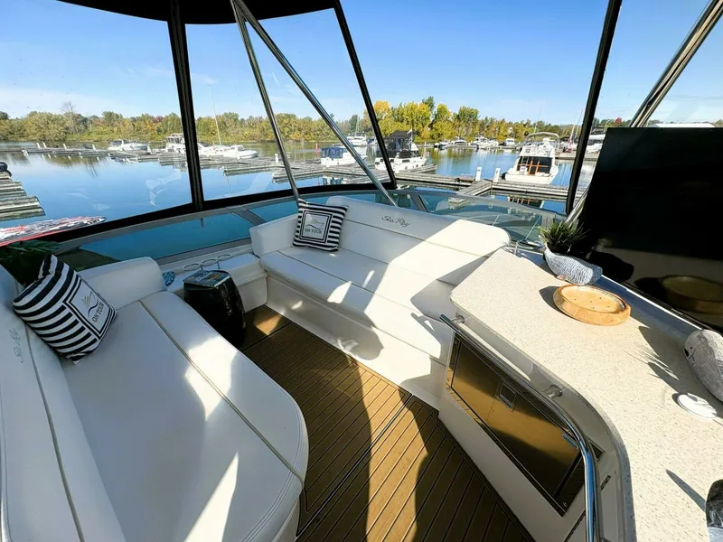 Slide: The Image of 2008 Sea Ray 47 SEDAN BRIDGE 47 - 7832750