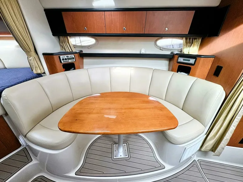Slide: The Image of 2004 Chaparral 310 SIGNATURE 31 - 7847221
