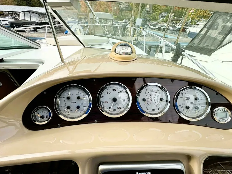 Slide: The Image of 2004 Chaparral 310 SIGNATURE 31 - 7847214