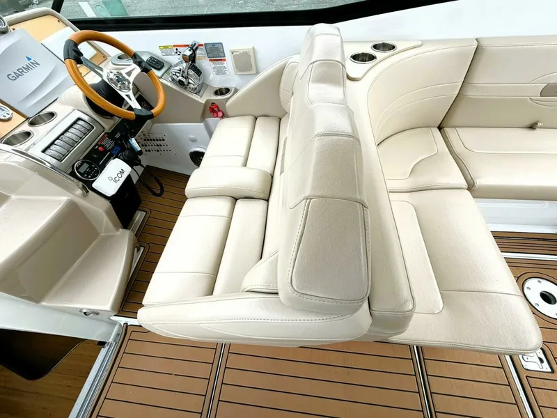 Slide: The Image of 2011 Formula 310 SUN SPORT 31 - 7833036
