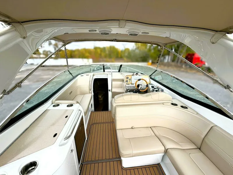 Slide: The Image of 2011 Formula 310 SUN SPORT 31 - 7833053