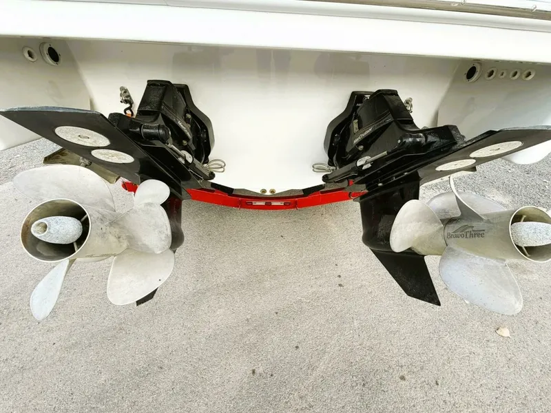 Slide: The Image of 2011 Formula 310 SUN SPORT 31 - 7833059