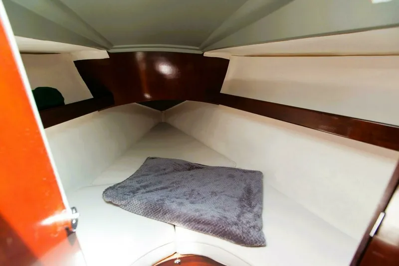 Slide: The Image of 1989 Beneteau FIRST 35s5 36 - 7833087