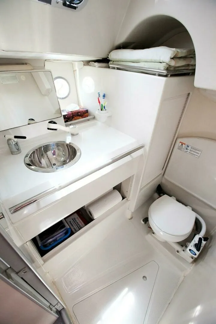 Slide: The Image of 1989 Beneteau FIRST 35s5 36 - 7833088