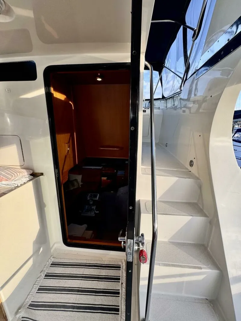 Slide: The Image of 1997 Camargue Yachtfisher 48 - 7833126