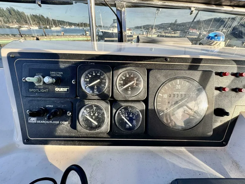 Slide: The Image of 1997 Camargue Yachtfisher 48 - 7833121