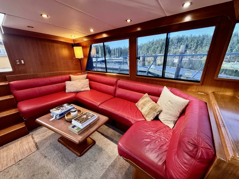 Slide: The Image of 1997 Camargue Yachtfisher 48 - 7833130