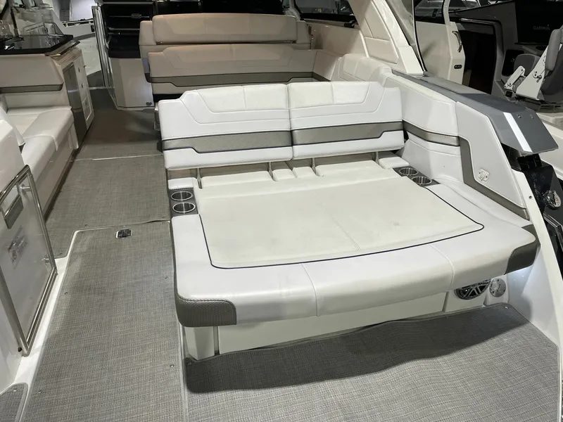 Slide: The Image of 2020 Formula 380 Super Sport Crossover I/O 38 - 7833256