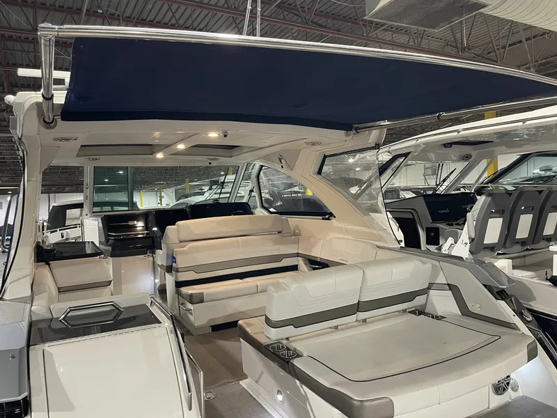 Slide: The Image of 2020 Formula 380 Super Sport Crossover I/O 38 - 7833254