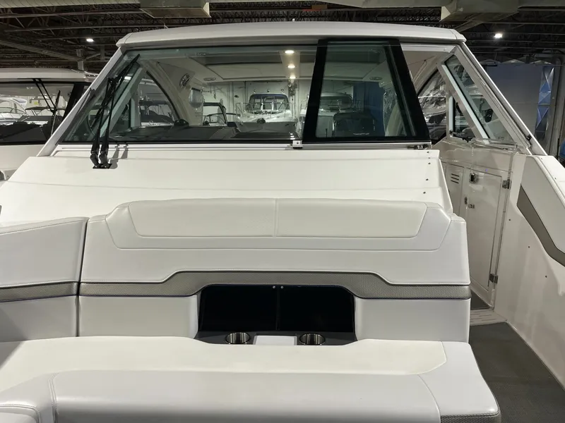 Slide: The Image of 2020 Formula 380 Super Sport Crossover I/O 38 - 7833306