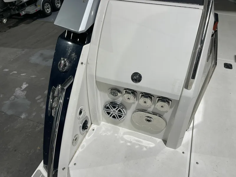 Slide: The Image of 2020 Formula 380 Super Sport Crossover I/O 38 - 7833249