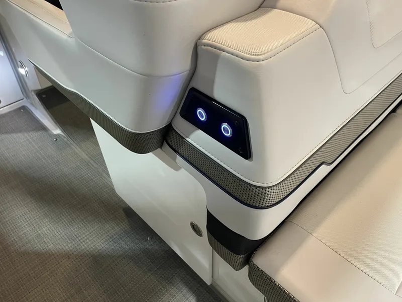 Slide: The Image of 2020 Formula 380 Super Sport Crossover I/O 38 - 7833268