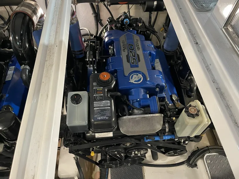 Slide: The Image of 2020 Formula 380 Super Sport Crossover I/O 38 - 7833345