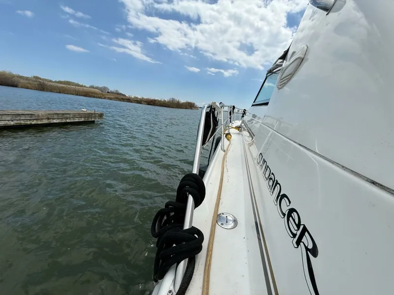 Slide: The Image of 1996 Sea Ray 370 Sundancer 37 - 7833449