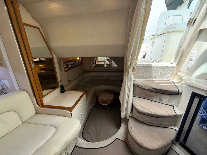 Slide: The Image of 1996 Sea Ray 370 Sundancer 37 - 7833443
