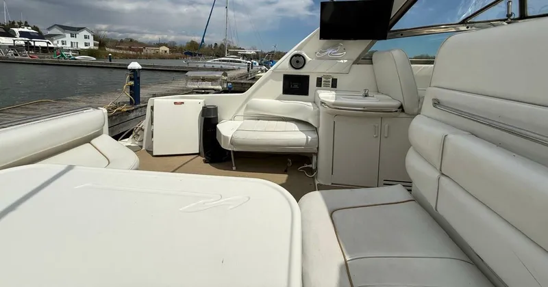 Slide: The Image of 1996 Sea Ray 370 Sundancer 37 - 7833397