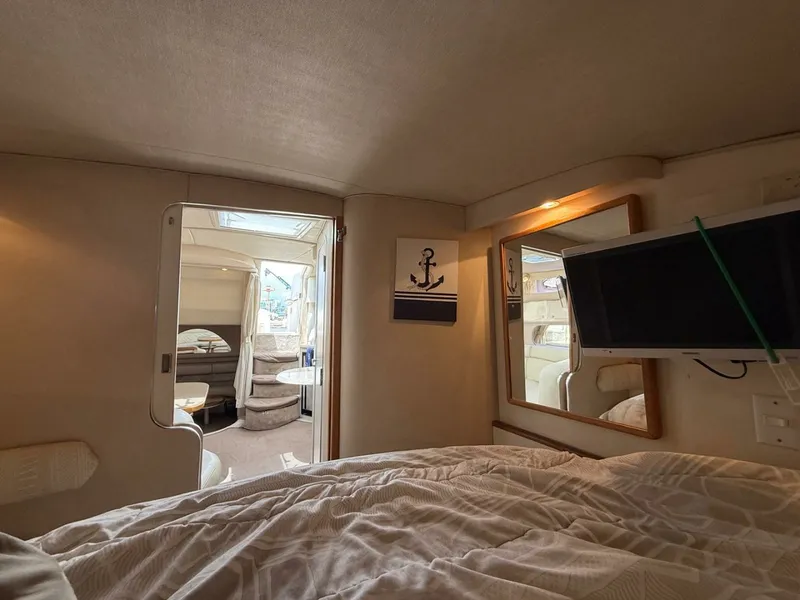 Slide: The Image of 1996 Sea Ray 370 Sundancer 37 - 7833431
