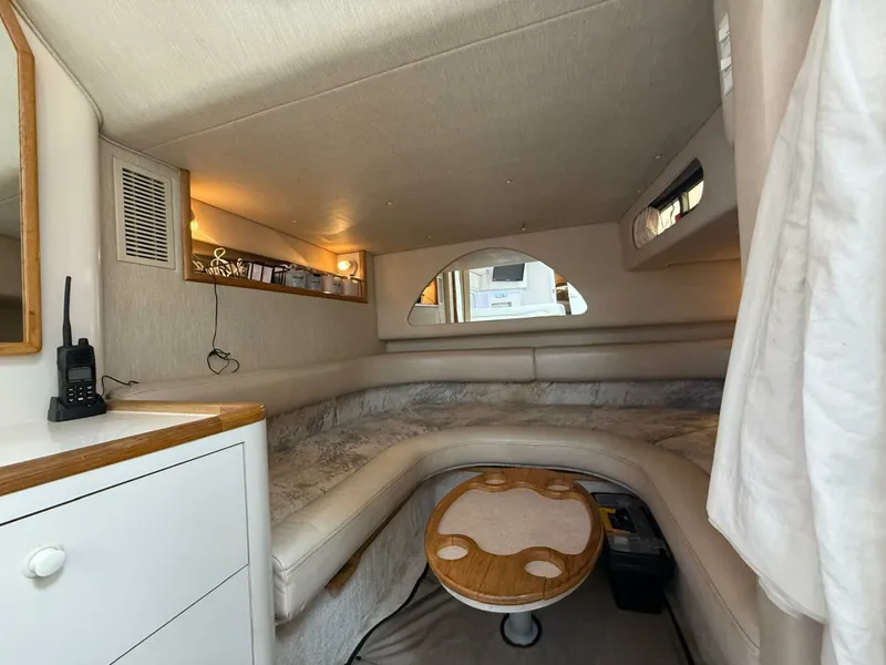 Slide: The Image of 1996 Sea Ray 370 Sundancer 37 - 7833444