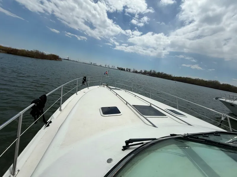 Slide: The Image of 1996 Sea Ray 370 Sundancer 37 - 7833451