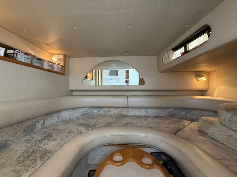 Slide: The Image of 1996 Sea Ray 370 Sundancer 37 - 7833446