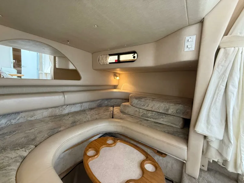 Slide: The Image of 1996 Sea Ray 370 Sundancer 37 - 7833445
