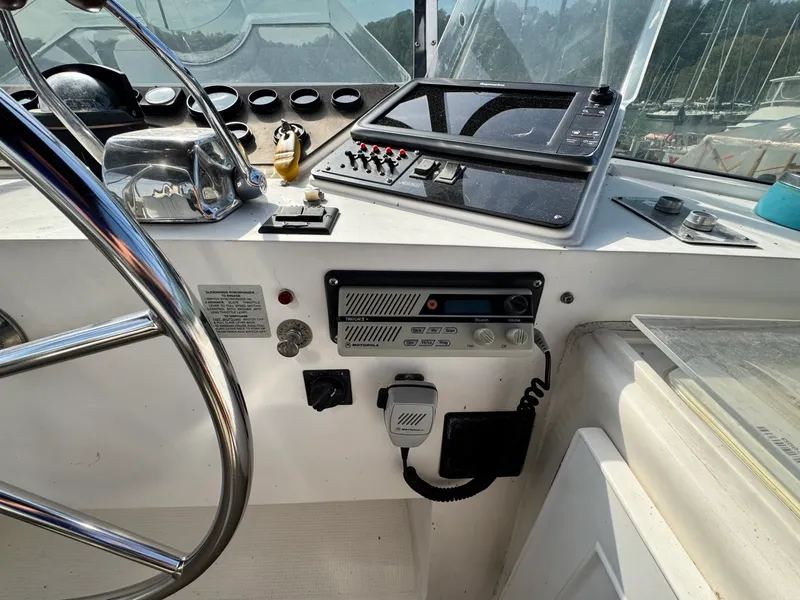 Slide: The Image of 1989 Hi-Star 44 Trawler 44 - 7833500
