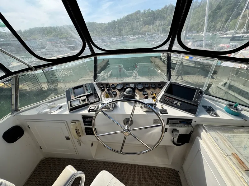 Slide: The Image of 1989 Hi-Star 44 Trawler 44 - 7833504