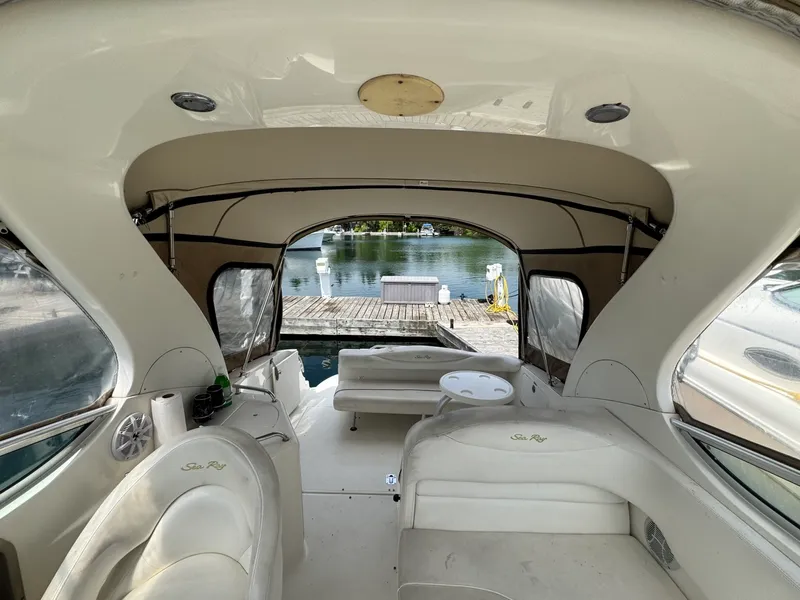 Slide: The Image of 2001 Sea Ray 280 Sundancer 28 - 7833531