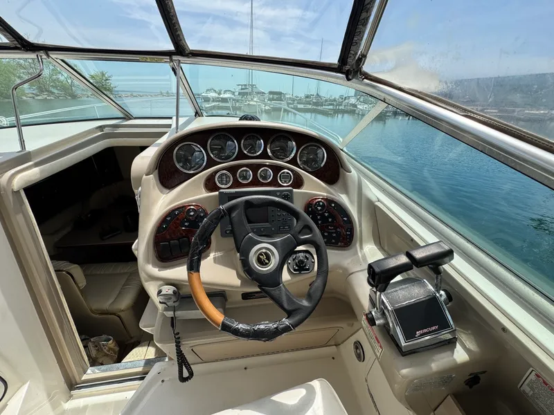 Slide: The Image of 2001 Sea Ray 280 Sundancer 28 - 7833525