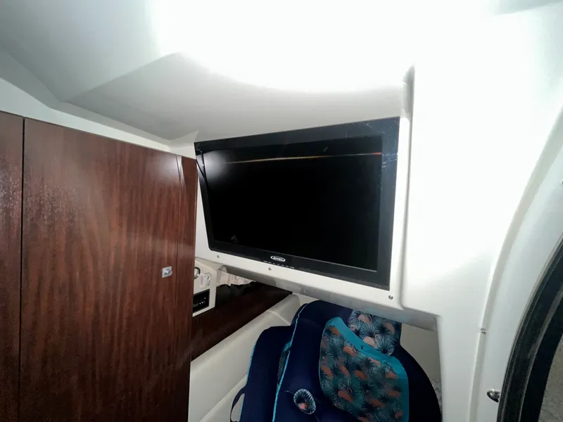 Slide: The Image of 2012 Monterey 320 Sport Yacht 32 - 7833663