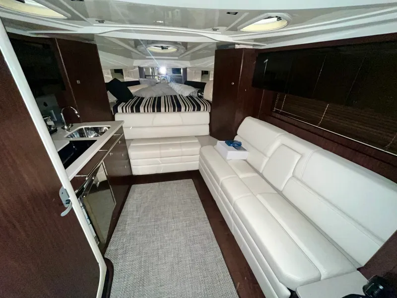 Slide: The Image of 2012 Monterey 320 Sport Yacht 32 - 7833670
