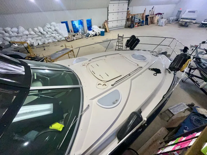 Slide: The Image of 2012 Monterey 320 Sport Yacht 32 - 7833636