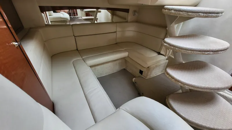 Slide: The Image of 2003 Sea Ray 320 Sundancer 32 - 7833774