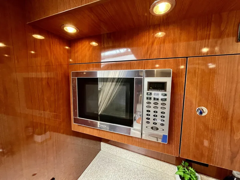 Slide: The Image of 2005 Regal 3560 Commodore 35 - 7833803