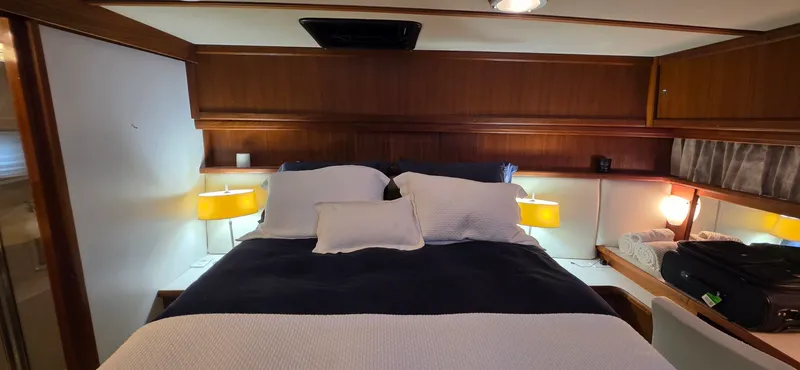 Slide: The Image of 1987 Carver 4207 Aft Cabin 42 - 7833869