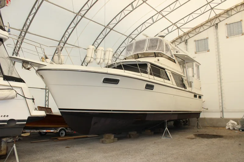 Slide: The Image of 1987 Carver 4207 Aft Cabin 42 - 7833873
