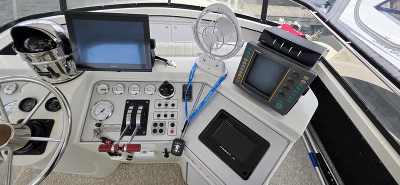 Slide: The Image of 1987 Carver 4207 Aft Cabin 42 - 7833843