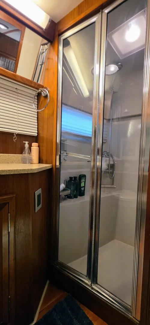 Slide: The Image of 1987 Carver 4207 Aft Cabin 42 - 7833872