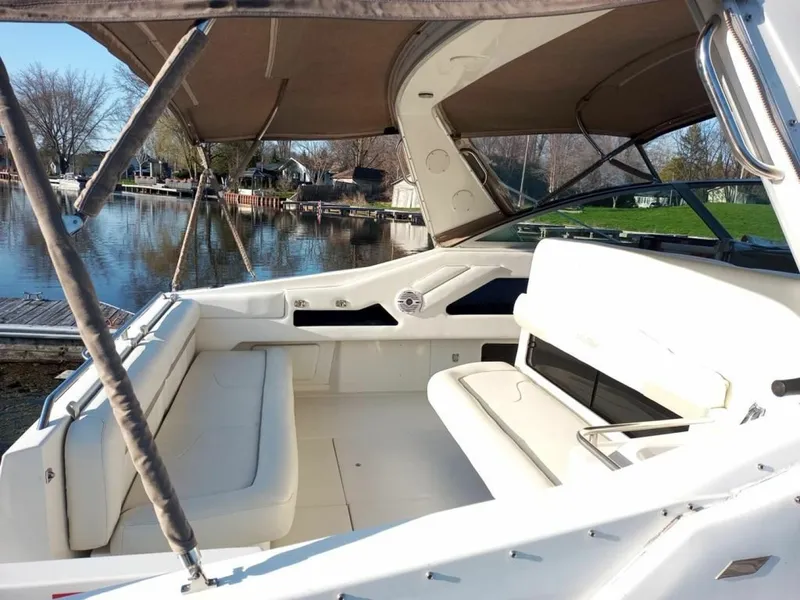 Slide: The Image of 1991 Sea Ray 350 Sundancer 35 - 7833920