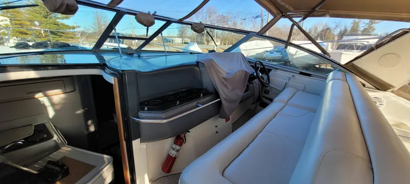 Slide: The Image of 1991 Sea Ray 350 Sundancer 35 - 7833925