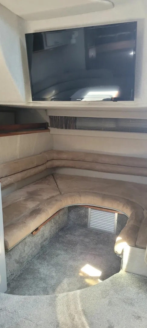 Slide: The Image of 1991 Sea Ray 350 Sundancer 35 - 7833935