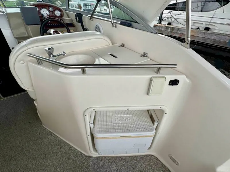 Slide: The Image of 2003 Rinker Fiesta Vee 270 27 - 7834019