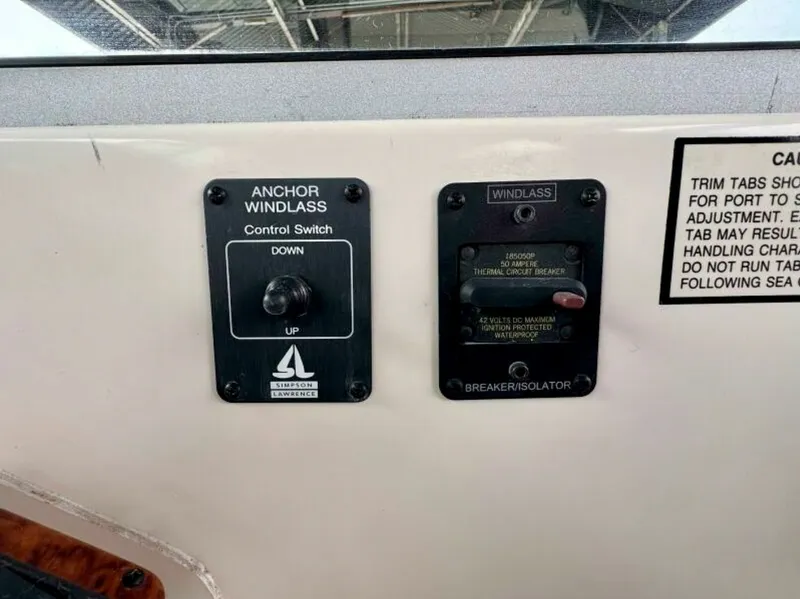 Slide: The Image of 2003 Rinker Fiesta Vee 270 27 - 7834024