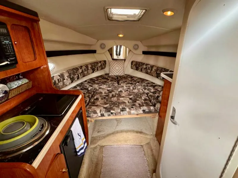 Slide: The Image of 2003 Rinker Fiesta Vee 270 27 - 7834026