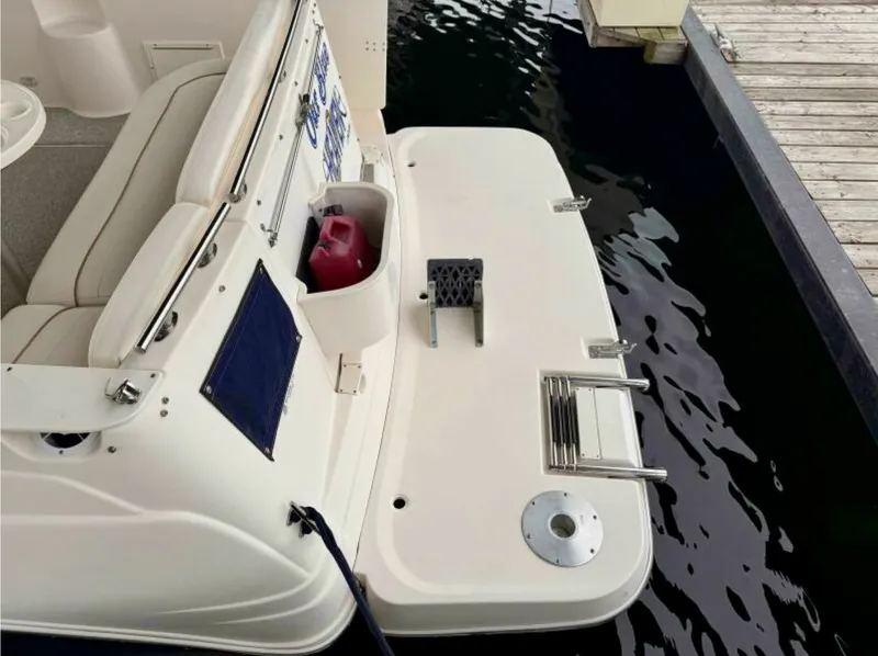 Slide: The Image of 2003 Rinker Fiesta Vee 270 27 - 7834015