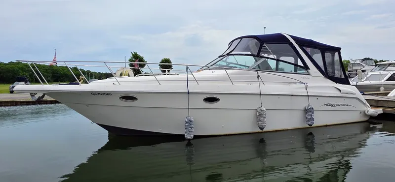 The Image of 1999 Monterey 332 CR 33 - 7834038